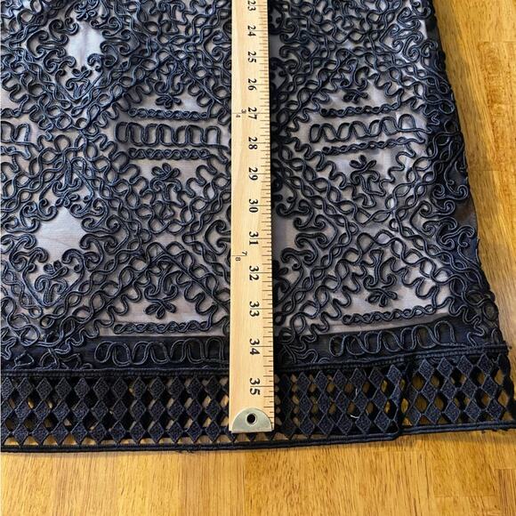 Nicole Miller Black Embroidered Applique Overlay High Neck Sheath Dress Size 12 - Picture 16 of 16